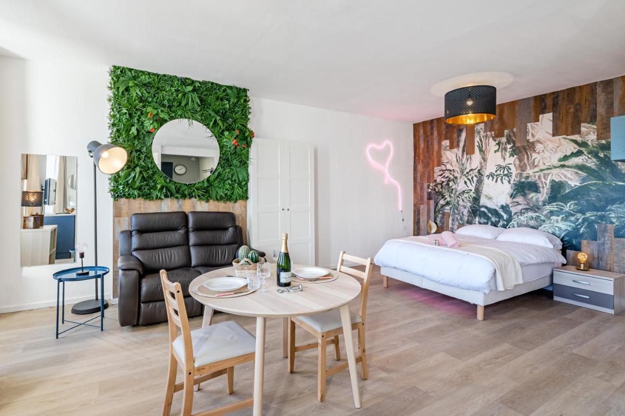 Aurora Lov'Room Proche De Saint Charles Марсель Экстерьер фото